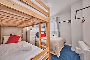 Dunluce Park - Portrush by the Sea