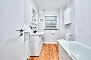 Dunluce Park - Portrush by the Sea