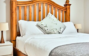 Dunluce Park - Portrush by the Sea