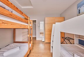 Dunluce Park - Portrush by the Sea