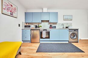 Dunluce Park - Portrush by the Sea