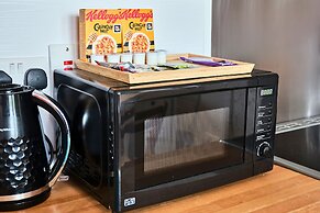 Portrush by the Sea - West Beach