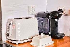 Portrush by the Sea - West Beach