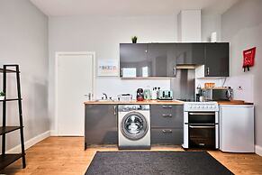 Portrush by the Sea - West Beach