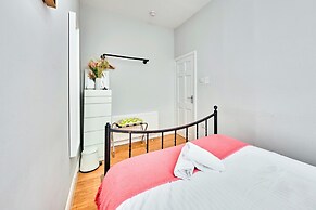 Portrush by the Sea - West Beach