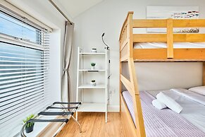 Portrush by the Sea - West Beach