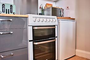 Portrush by the Sea - West Beach