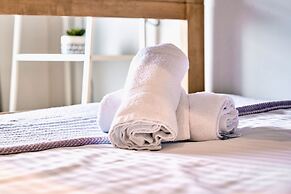 Portrush by the Sea - West Beach