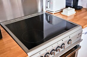 Portrush by the Sea - West Beach