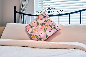 Portrush by the Sea - West Beach