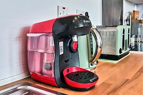 Portrush by the Sea - West Beach