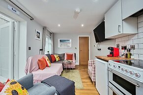 Princess Green - Portrush by the Sea