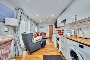 Princess Green - Portrush by the Sea