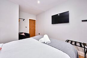 Princess Green - Portrush by the Sea