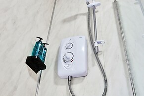 Princess Green - Portrush by the Sea