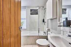 Princess Green - Portrush by the Sea