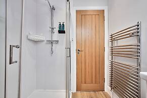 Princess Green - Portrush by the Sea