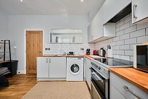 Princess Green - Portrush by the Sea