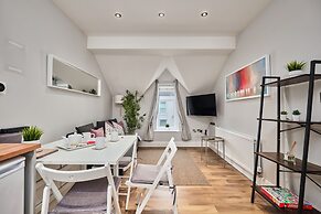 Princess Green - Portrush by the Sea