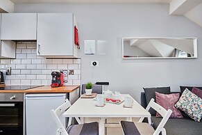 Princess Green - Portrush by the Sea