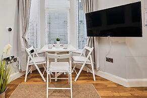 Princess Green - Portrush by the Sea