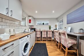 Princess Green - Portrush by the Sea