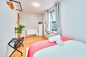 Princess Green - Portrush by the Sea