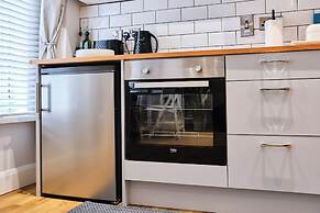 Princess Green - Portrush by the Sea