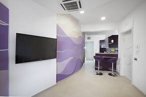 Estate4home- L'Onda Viola