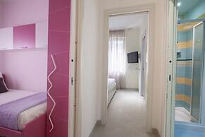 Estate4home- L'Onda Viola