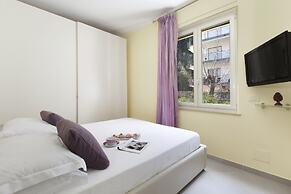 Estate4home- L'Onda Viola