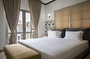 Richmonde Ananta Elite