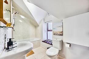 Golf Terrace - Portrush by the Sea