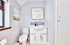 Golf Terrace - Portrush by the Sea