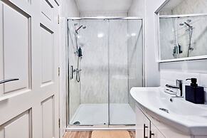 Golf Terrace - Portrush by the Sea