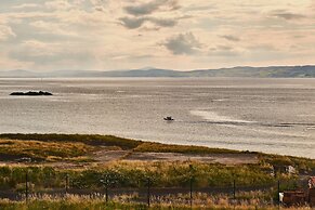 Golf Terrace - Portrush by the Sea