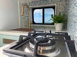 CampoMar Van Island Adventure on Wheels