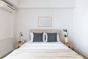 Panoramic 1BR Apt near Kallimarmaro