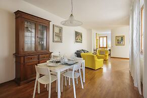 Florence Apartment-hosted by Sweetstay