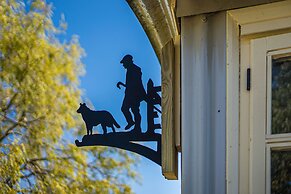 The Hideaway Hut - 1 Bed Shepherds Hut - Hereford