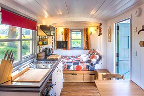 The Hideaway Hut - 1 Bed Shepherds Hut - Hereford