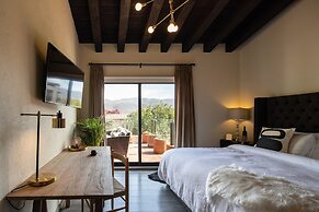 Escape to Private & Safe 5Bed with Pools