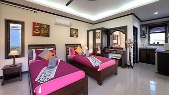 Garden bungalows 4br with private pool