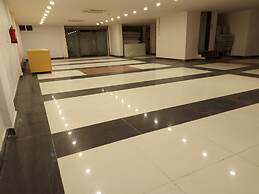 Hotel Townhouse @Udaipur City Railway Station