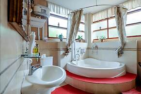 Buminanienie Guesthouse Bandung