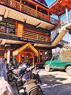 Cafe Saffron & Cottages