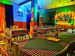 Cafe Saffron & Cottages