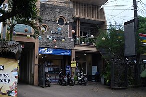 Pondok Sabaraya Haji Juanda Cikampek Purwakarta