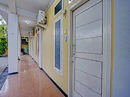 OYO 91653 Grand Syariah Hagawa Lamongan Near SPORT CENTER LAMONGAN