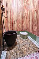 OYO 92083 Lailik Gilang Guesthouse